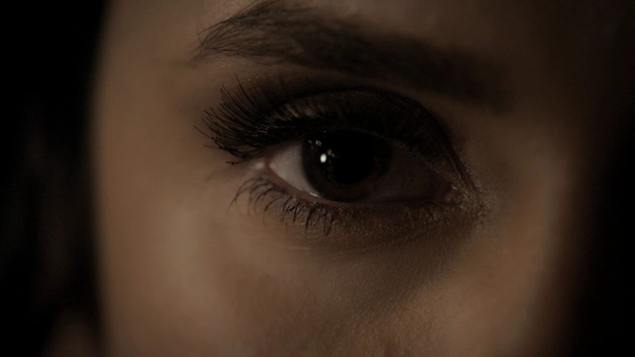 220VampireDiaries1062.jpg