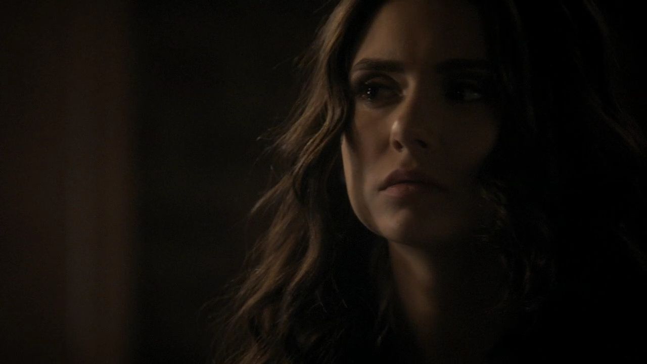 220VampireDiaries1090.jpg