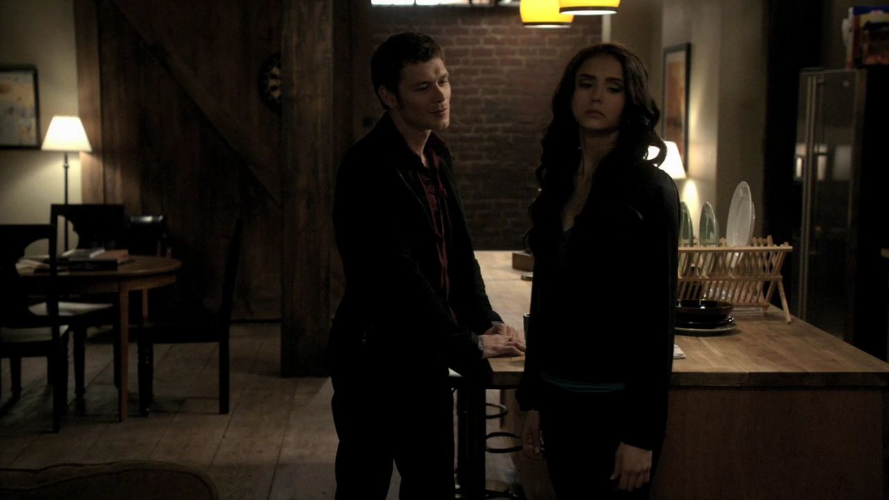 220VampireDiaries1092.jpg