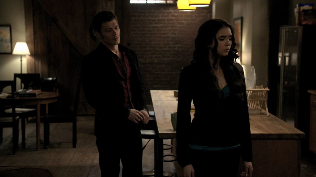 220VampireDiaries1093.jpg