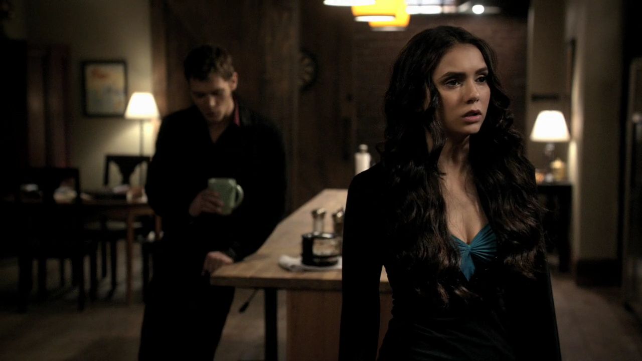 220VampireDiaries1097.jpg