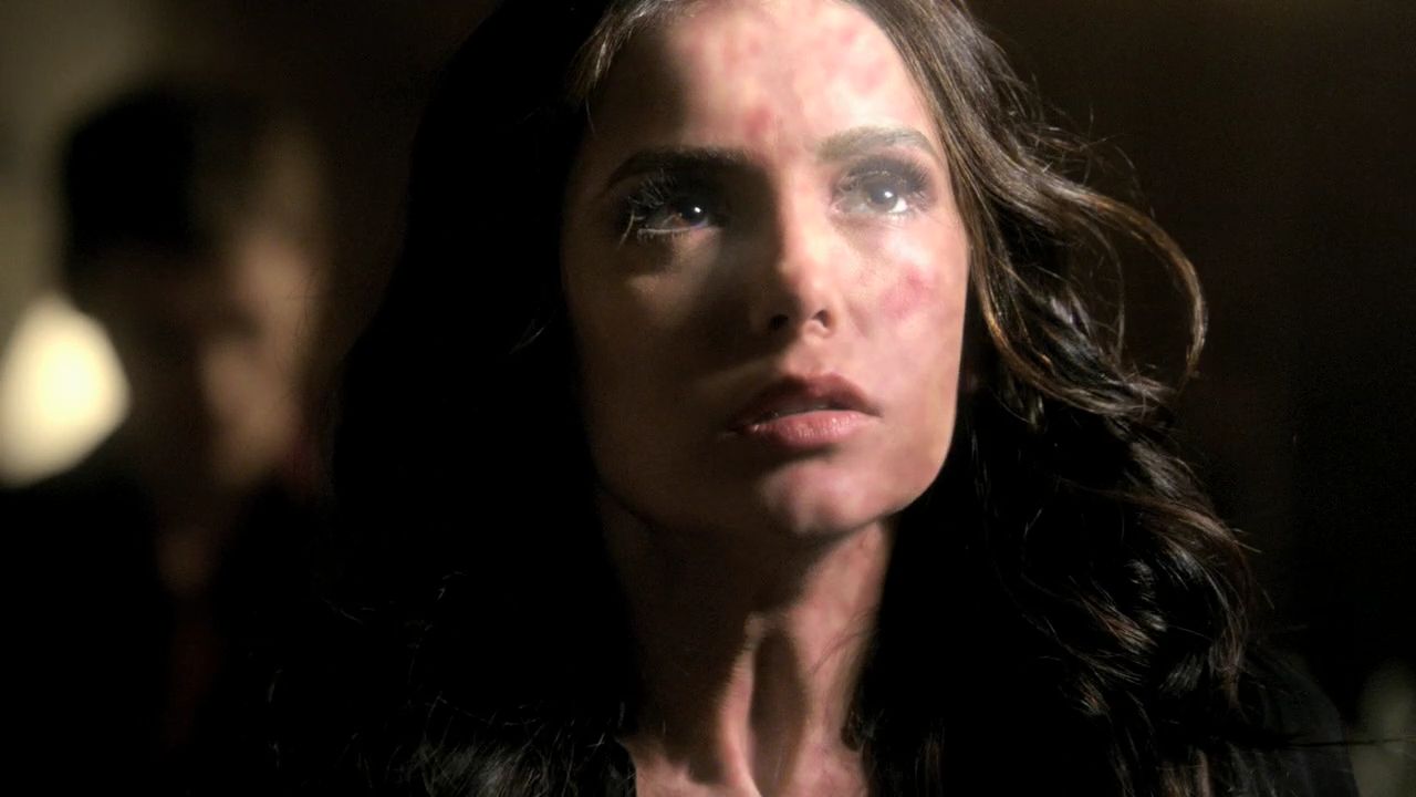 220VampireDiaries1104.jpg