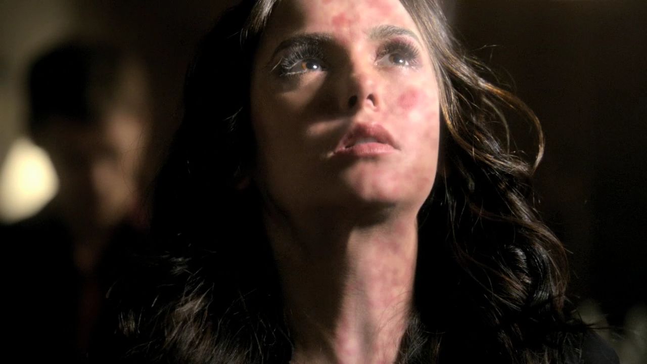 220VampireDiaries1105.jpg