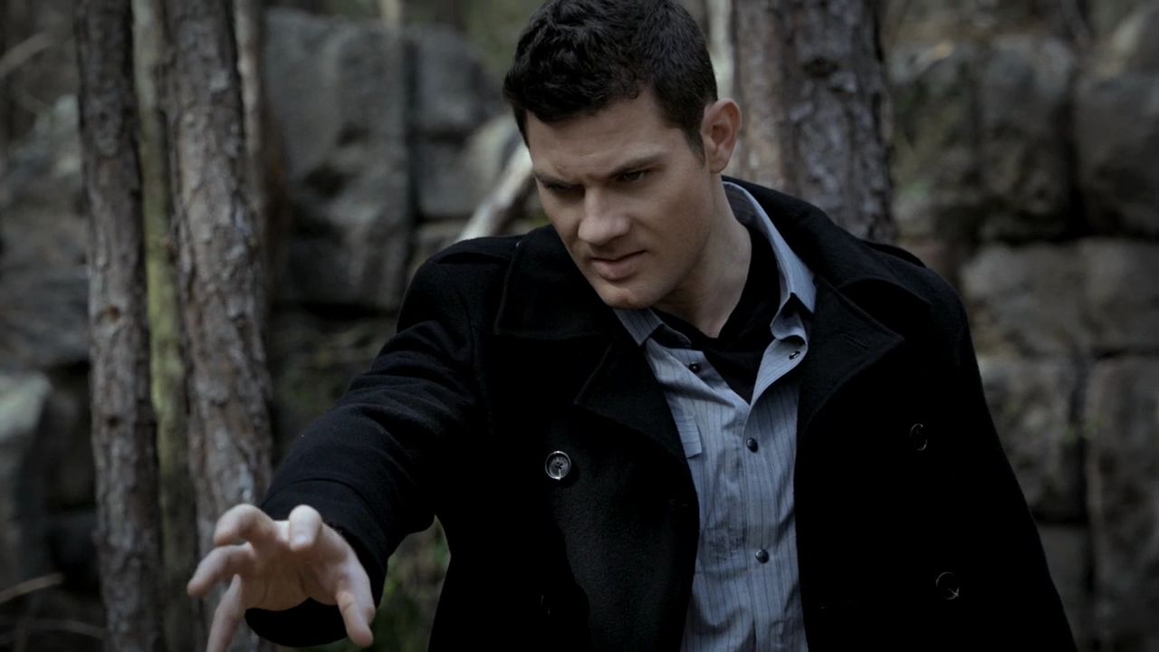 220VampireDiaries1155.jpg