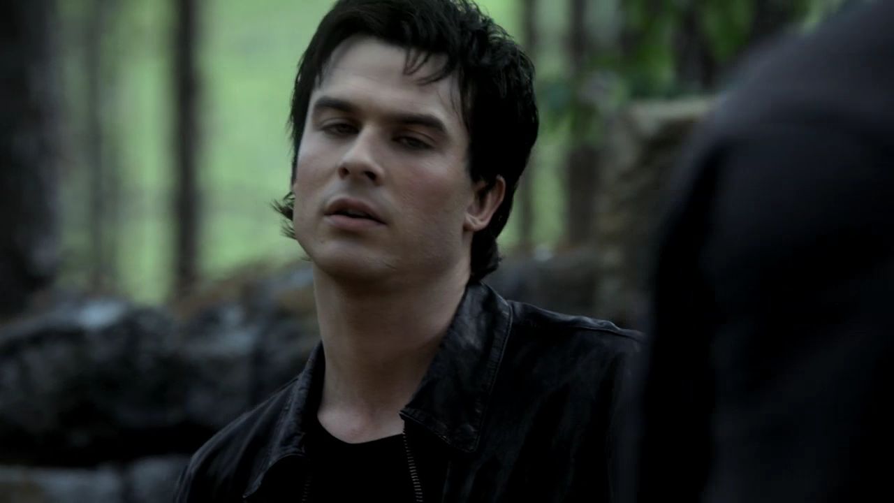 220VampireDiaries1176.jpg