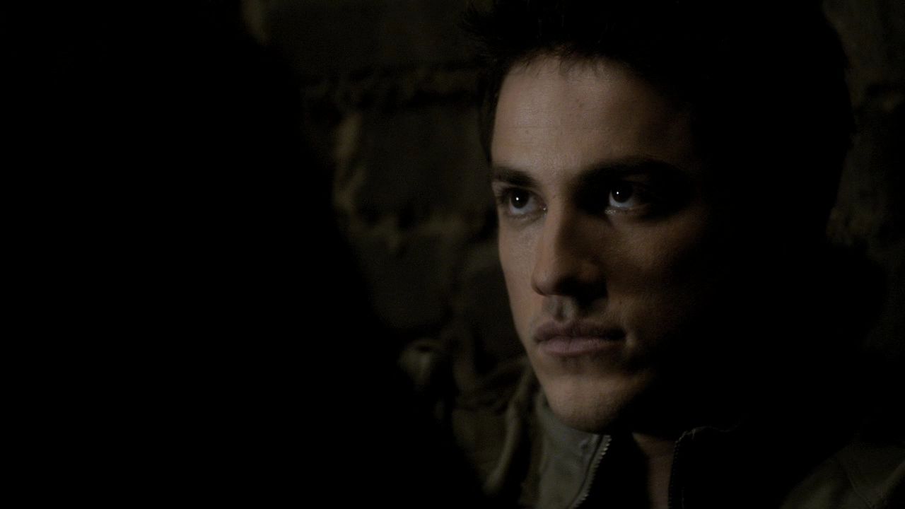 220VampireDiaries1291.jpg