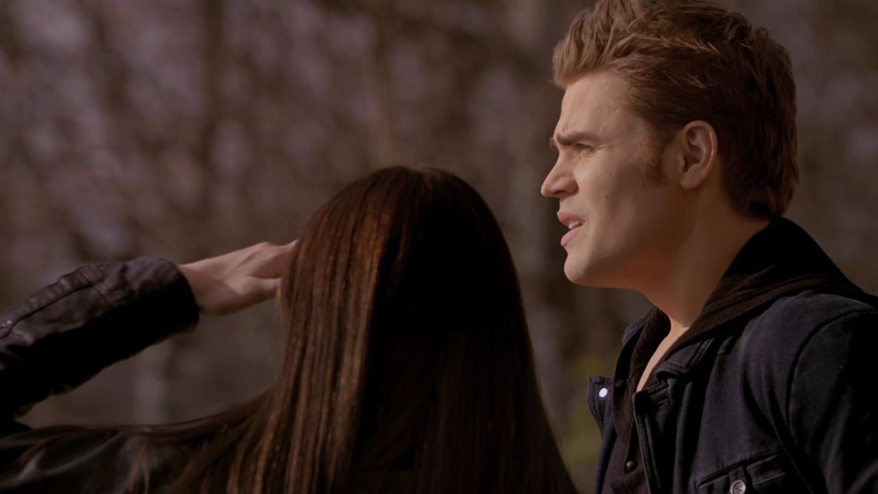 220VampireDiaries1303.jpg