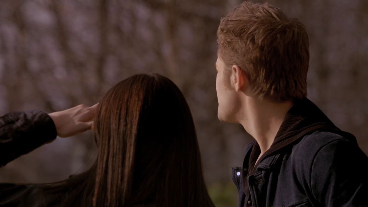 220VampireDiaries1304.jpg
