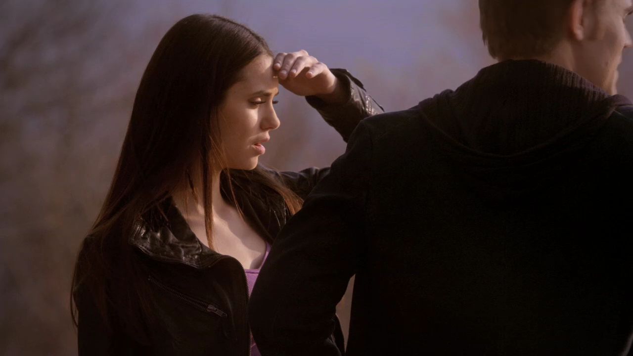 220VampireDiaries1308.jpg
