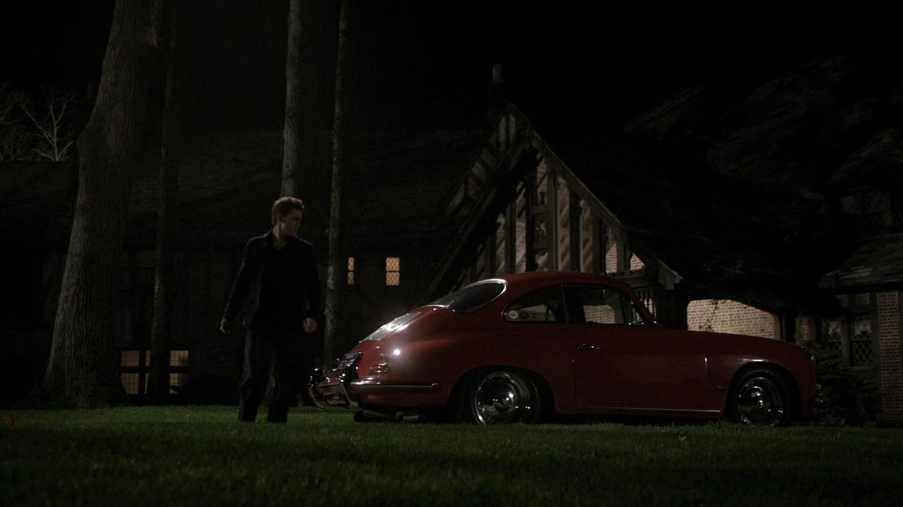 220VampireDiaries1435.jpg