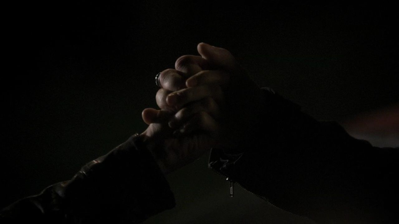 220VampireDiaries1519.jpg
