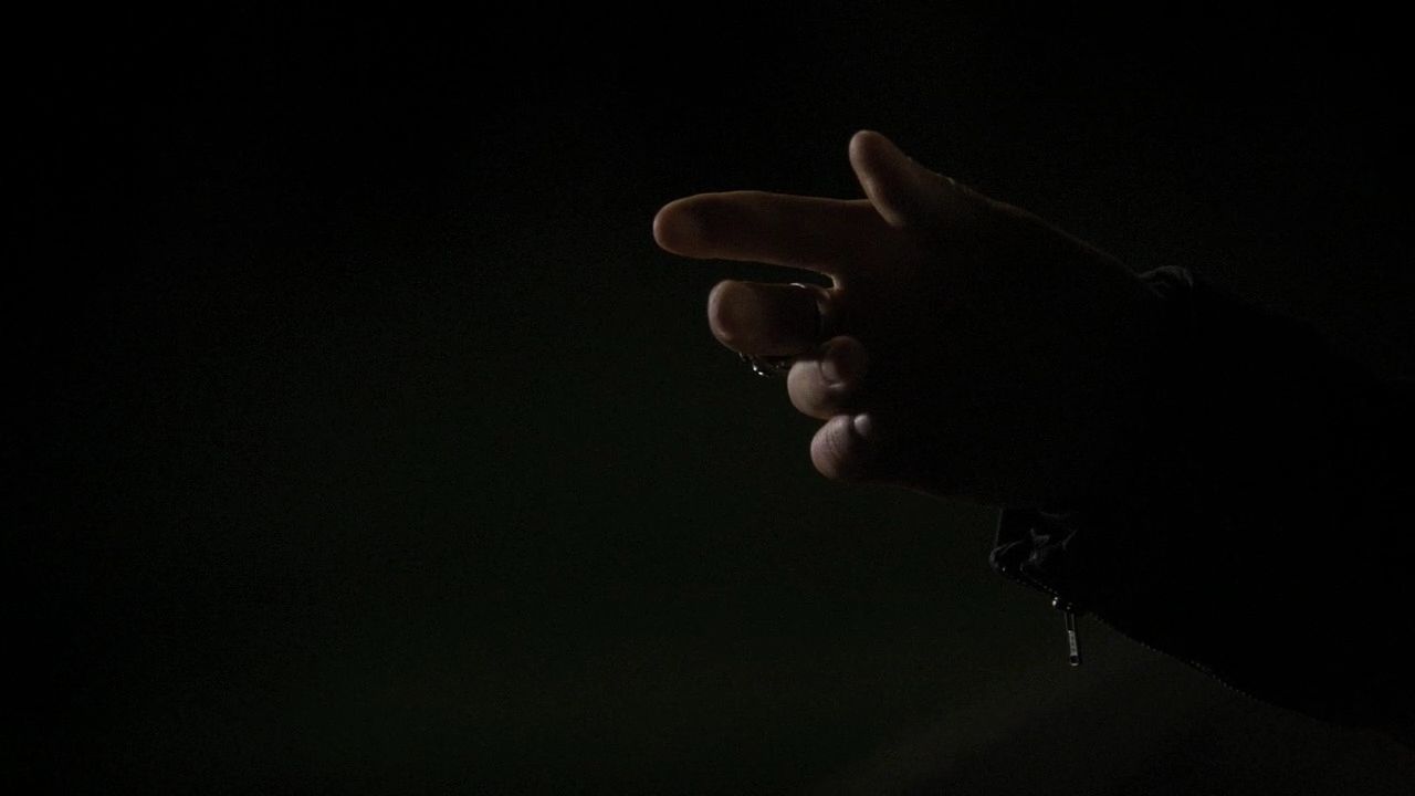 220VampireDiaries1521.jpg