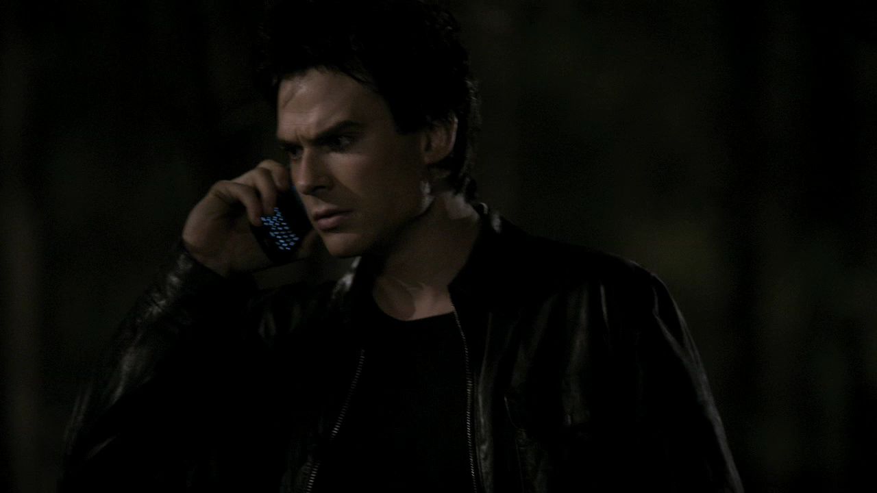 220VampireDiaries1542.jpg