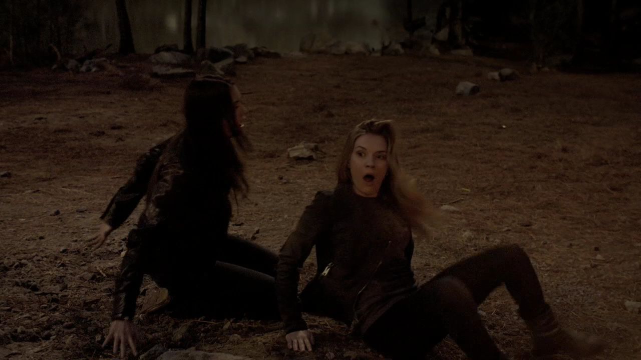 220VampireDiaries1808.jpg