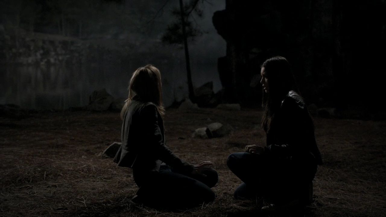 221VampireDiaries0104.jpg