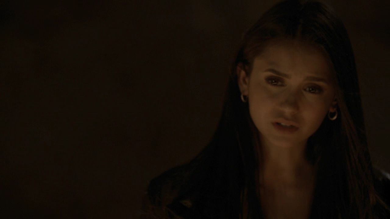 221VampireDiaries0270.jpg