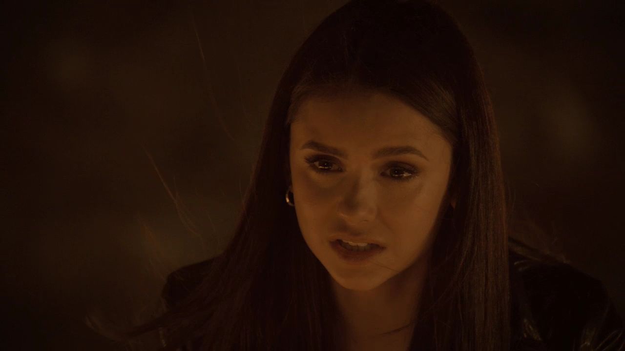 221VampireDiaries0569.jpg