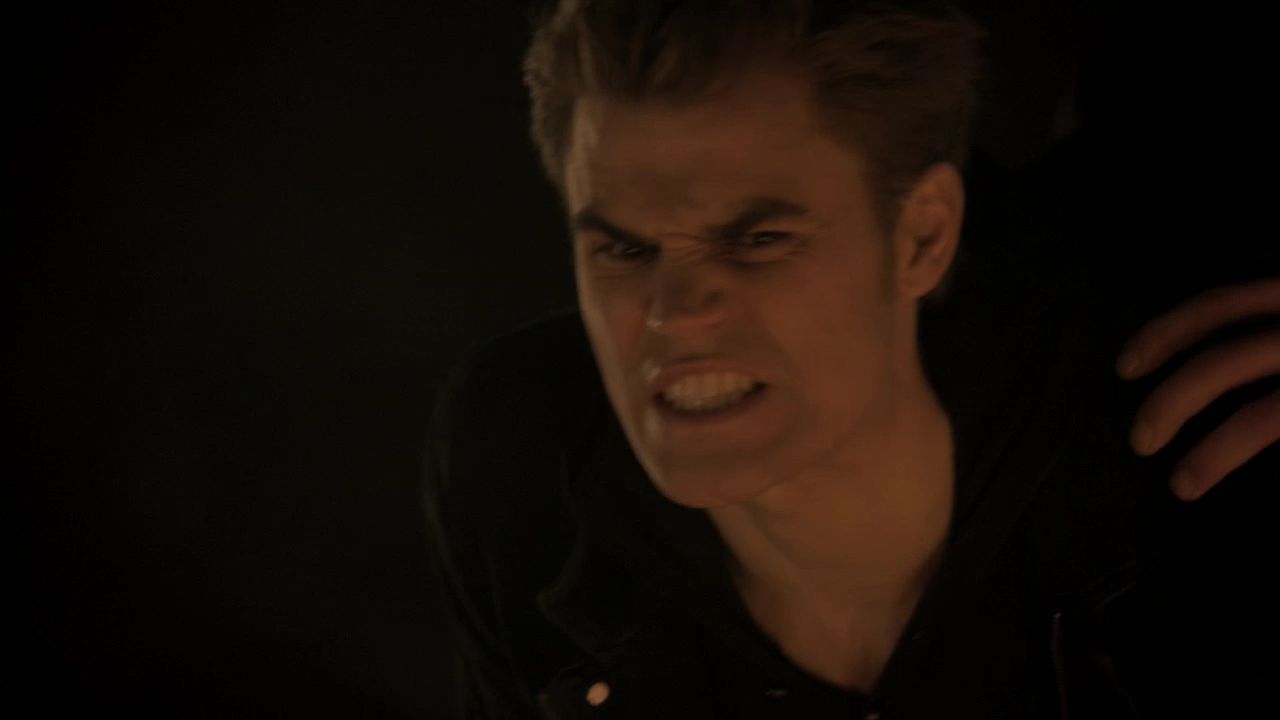 221VampireDiaries1013.jpg