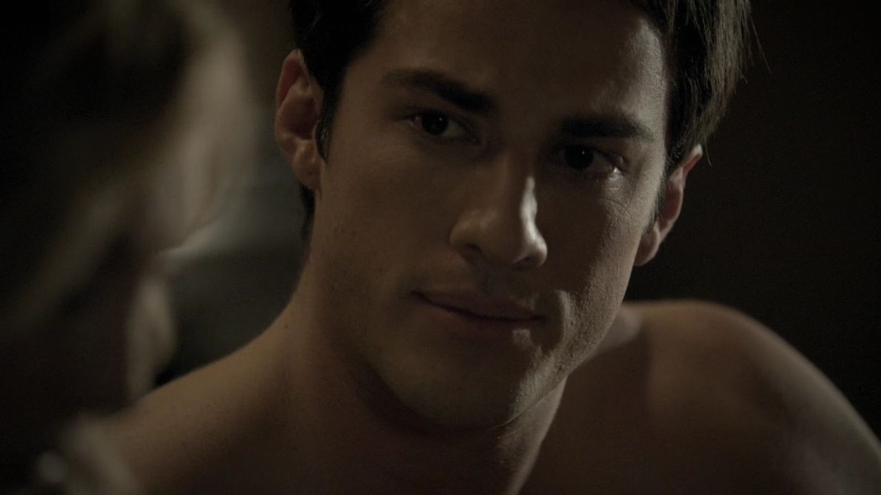 221VampireDiaries1527.jpg