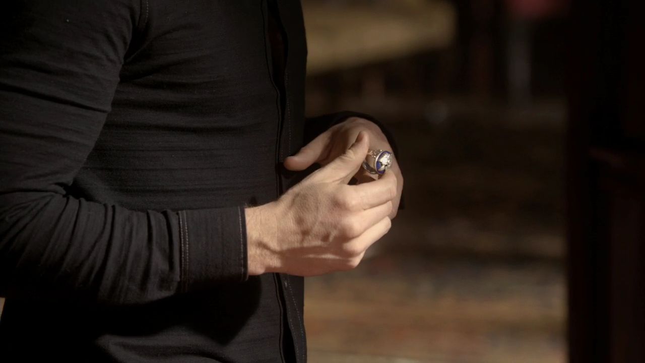 222VampireDiaries0109.jpg