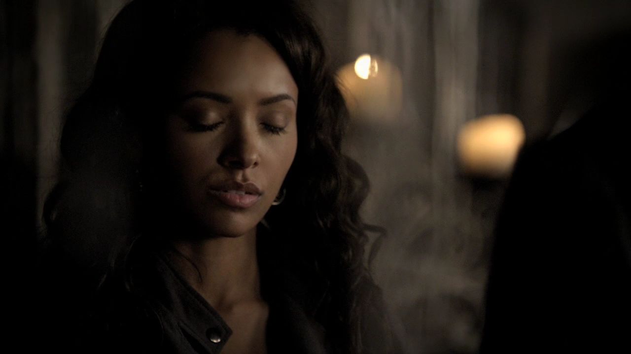 222VampireDiaries0320.jpg