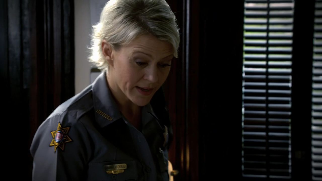 222VampireDiaries0405.jpg