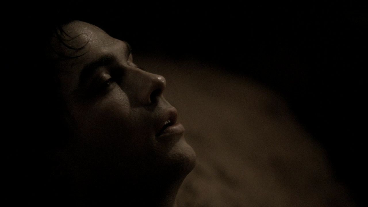 222VampireDiaries0500.jpg