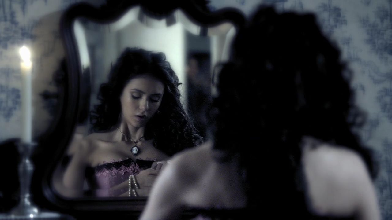 222VampireDiaries0512.jpg