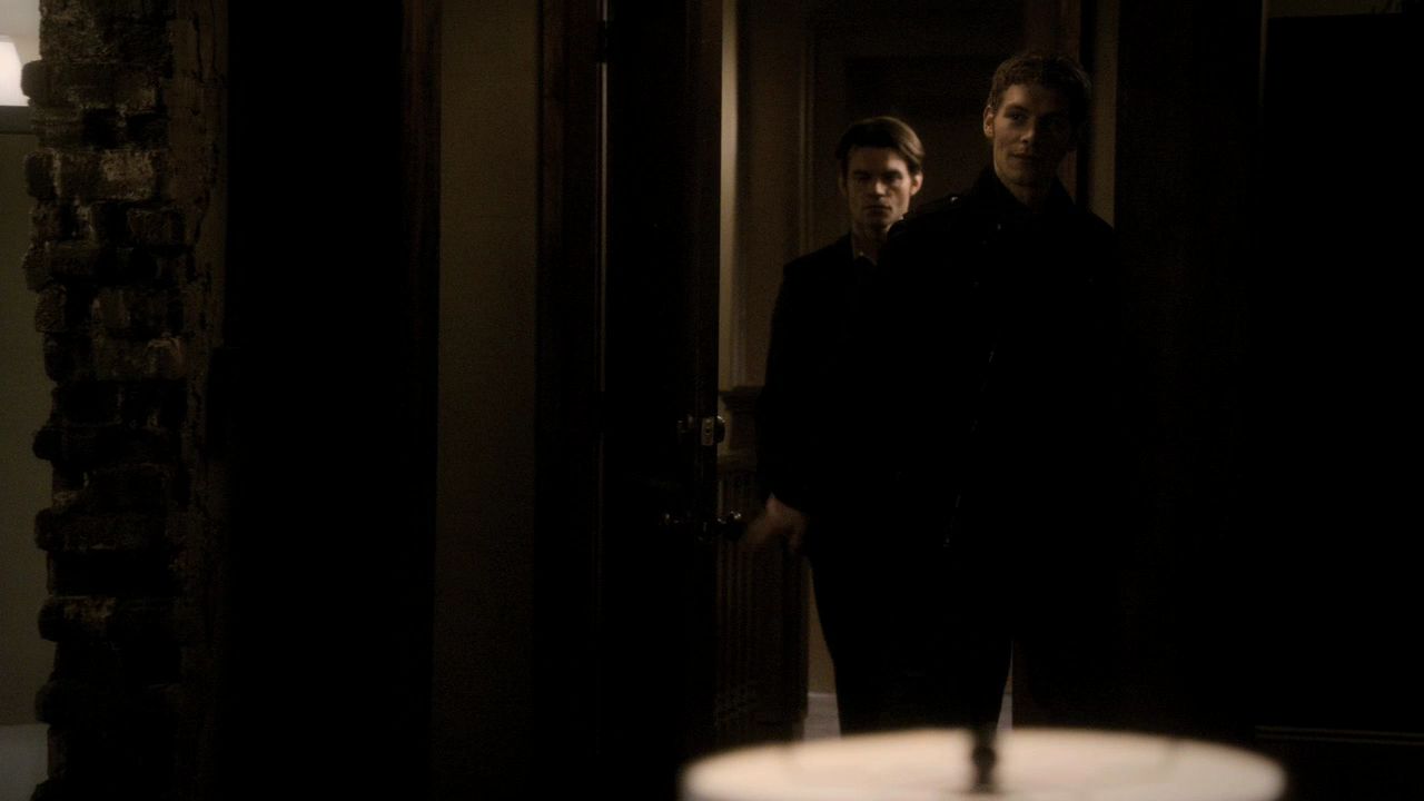 222VampireDiaries0601.jpg