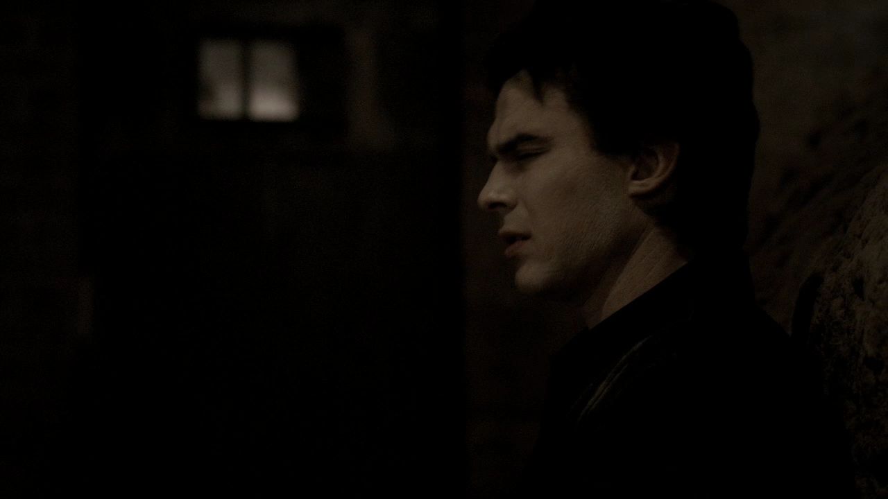 222VampireDiaries0702.jpg