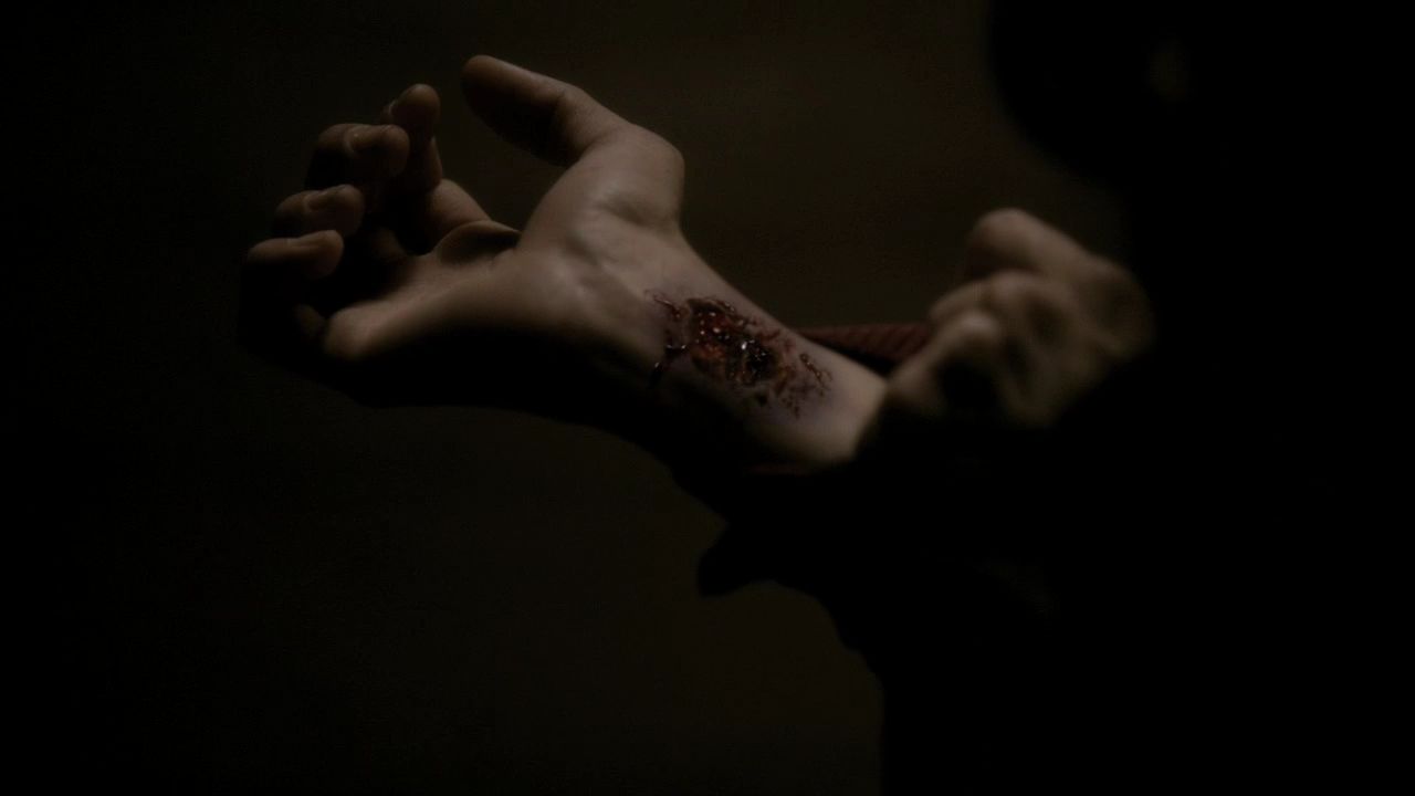 222VampireDiaries0907.jpg