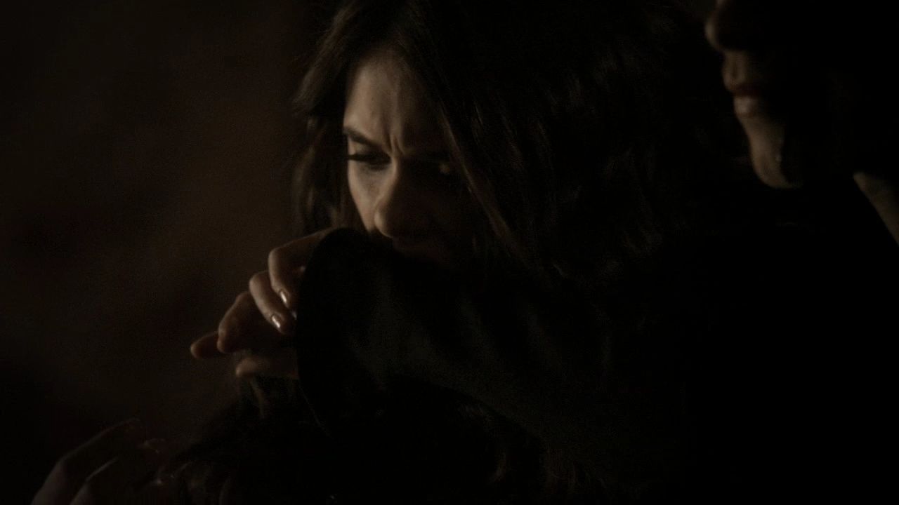 222VampireDiaries0919.jpg