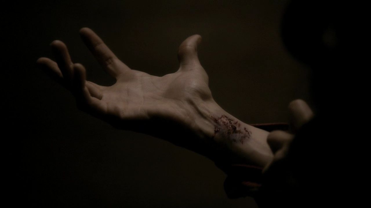 222VampireDiaries0922.jpg