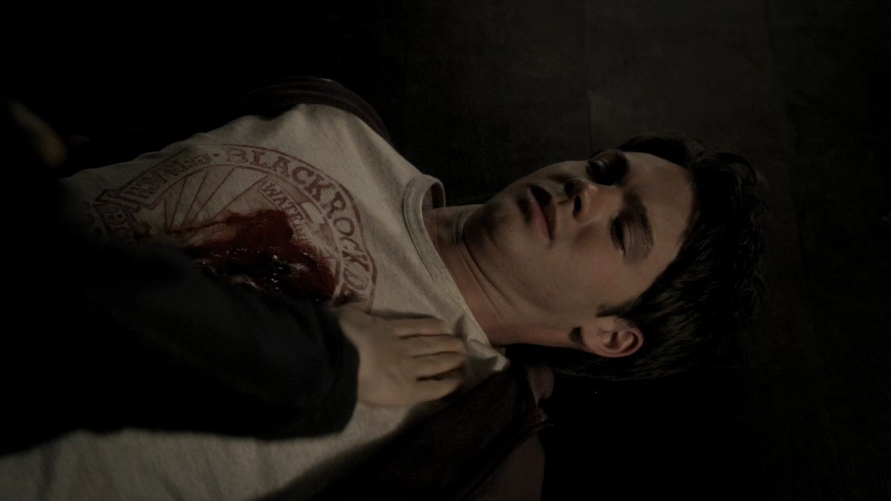 222VampireDiaries1012.jpg