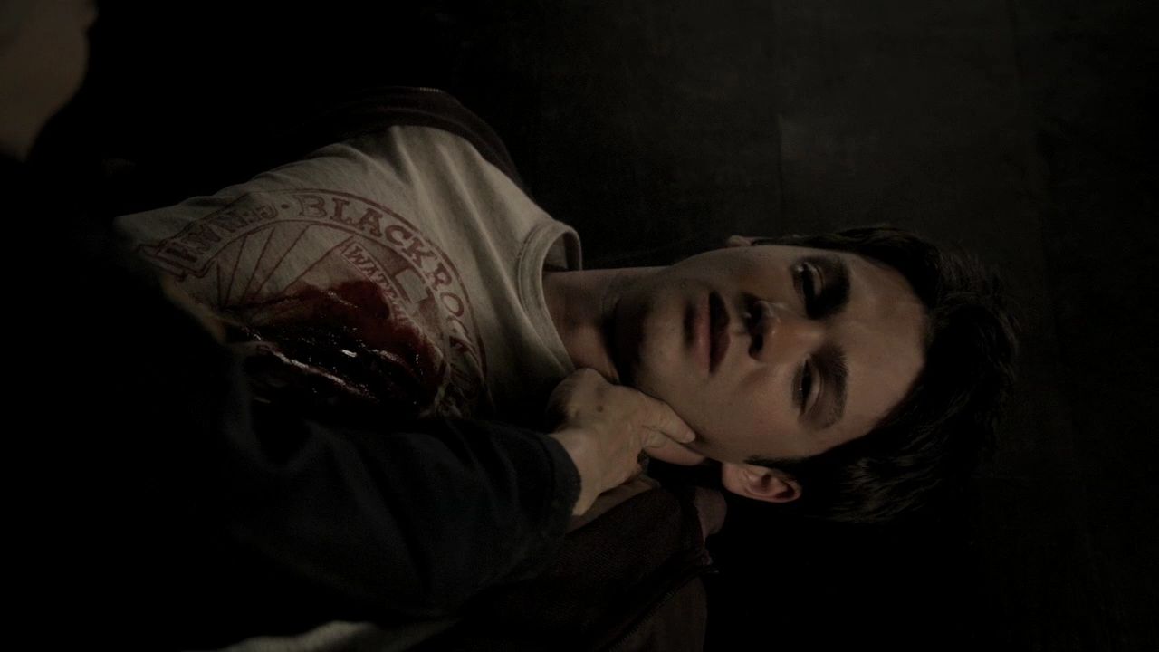 222VampireDiaries1018.jpg