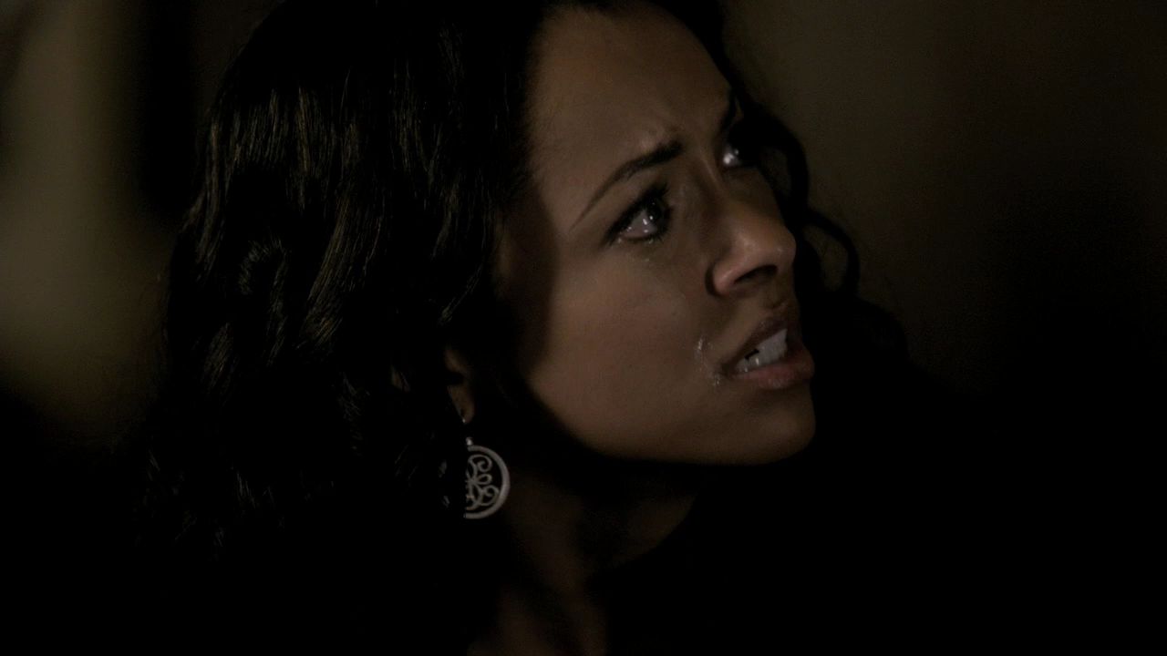 222VampireDiaries1026.jpg