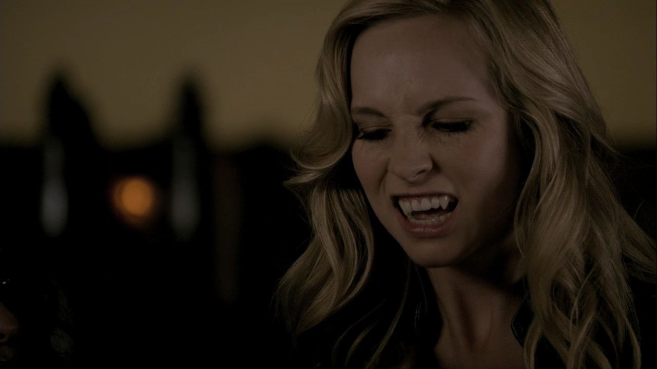 222VampireDiaries1030.jpg