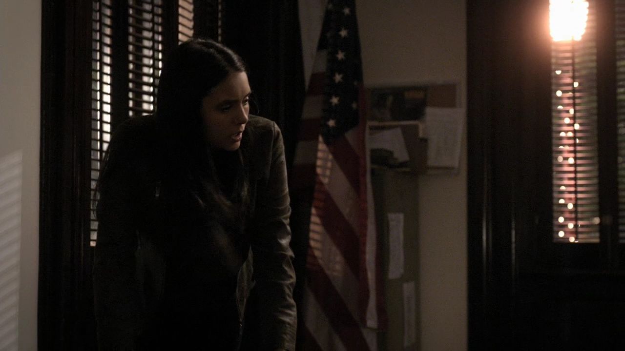 222VampireDiaries1070.jpg
