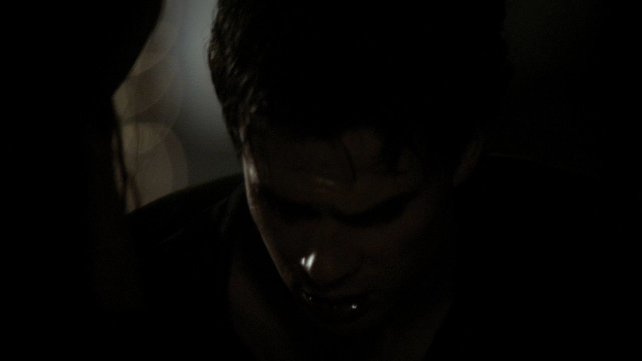 222VampireDiaries1400.jpg