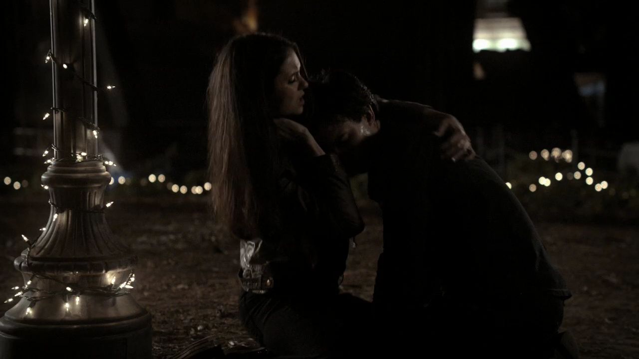 222VampireDiaries1403.jpg