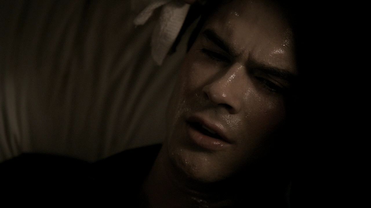 222VampireDiaries1570.jpg