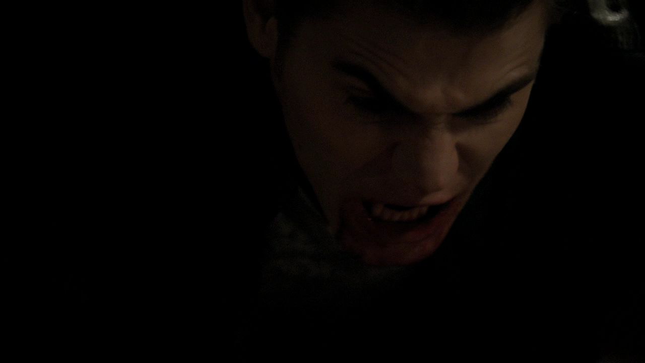 222VampireDiaries1596.jpg