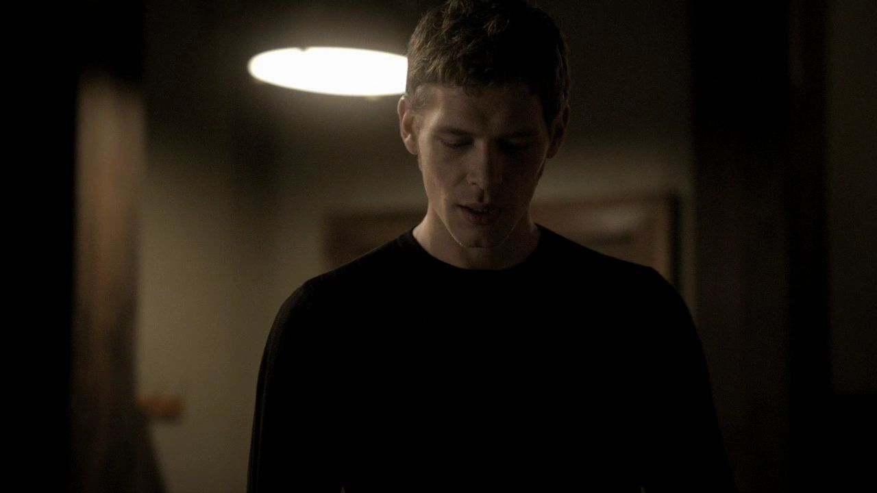 222VampireDiaries1605.jpg