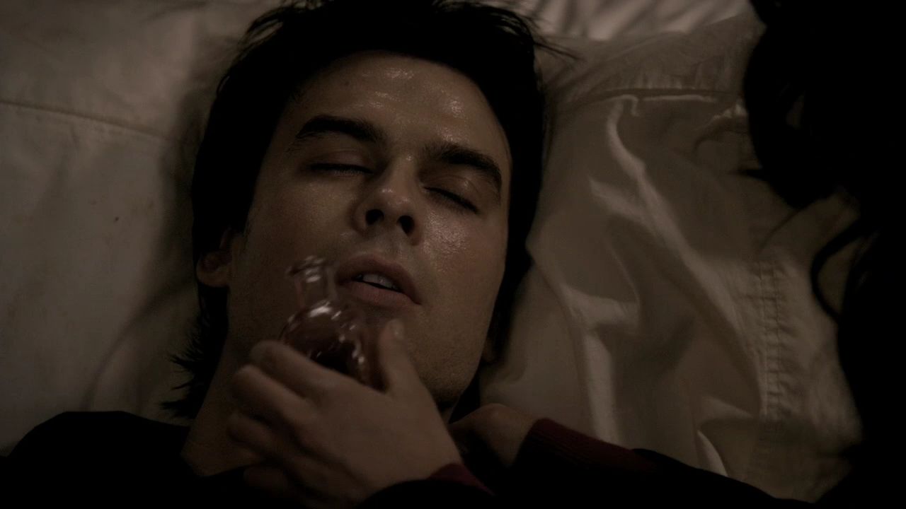 222VampireDiaries1799.jpg