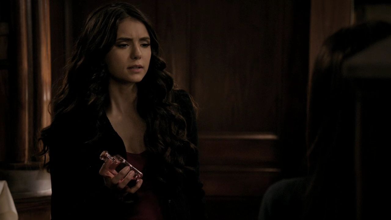 222VampireDiaries1819.jpg