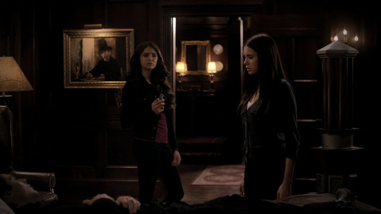 222VampireDiaries1836.jpg