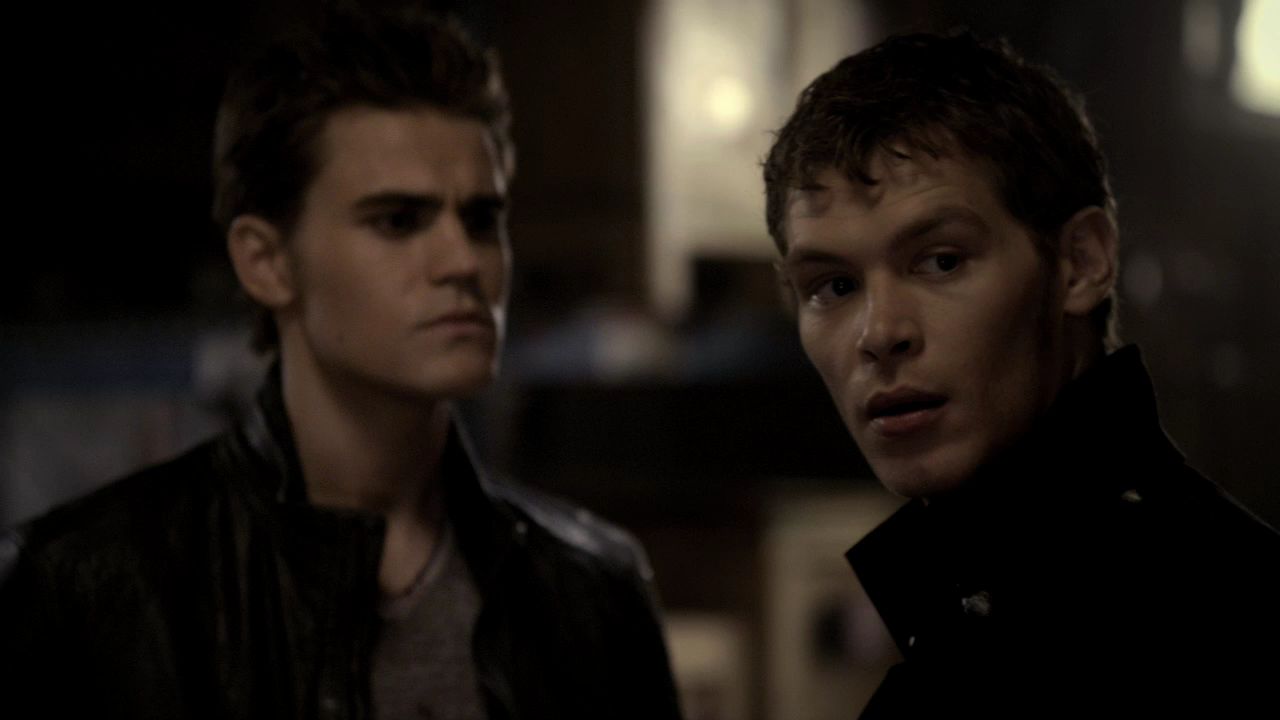 222VampireDiaries1904.jpg