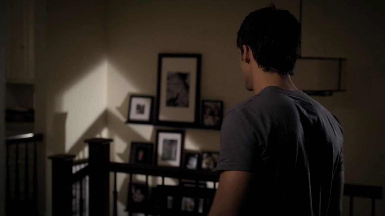 222VampireDiaries1986.jpg
