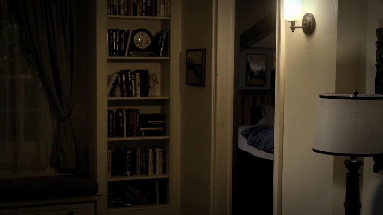 222VampireDiaries1998.jpg