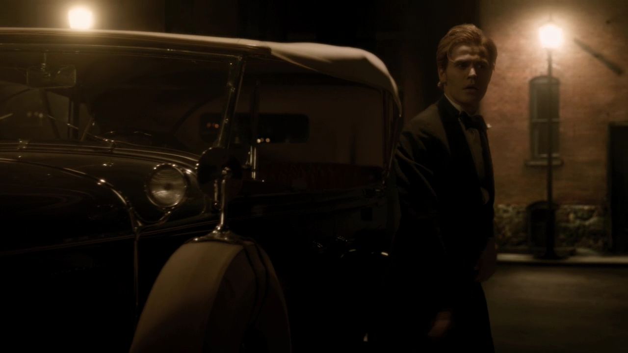 303VampireDiaries0111.jpg